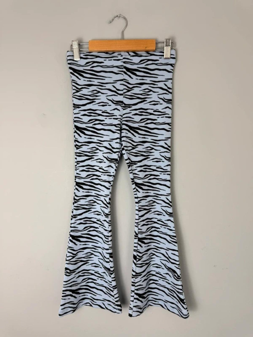 NEW Ex M&S Blue & Black Zebra Striped Ribbed Flared Leggings - Girls 6-7 Years