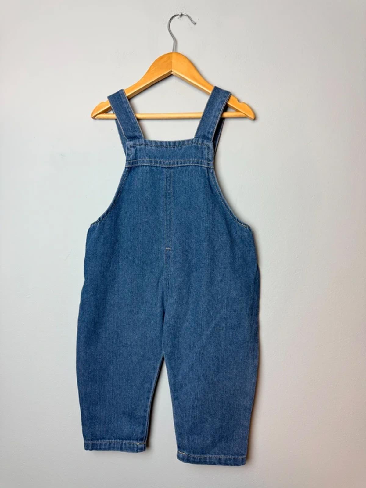 Blue Denim Baggy Dungarees JFDX Boys Girls Size 18 - 24 Months - Discounted high street clothing for children, ladies and men including everyday wear and seasonal styles. UK online