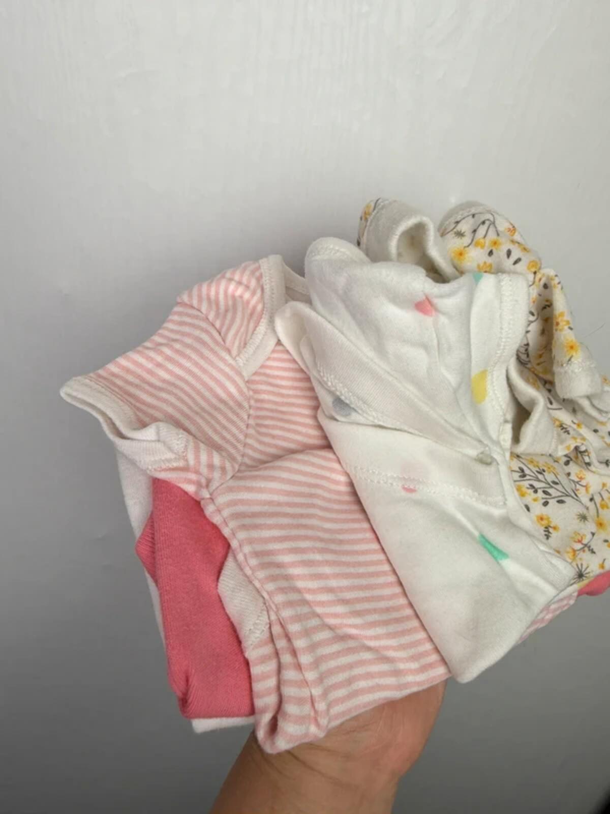 Newborn & 0-3 Months girls bodysuit set
