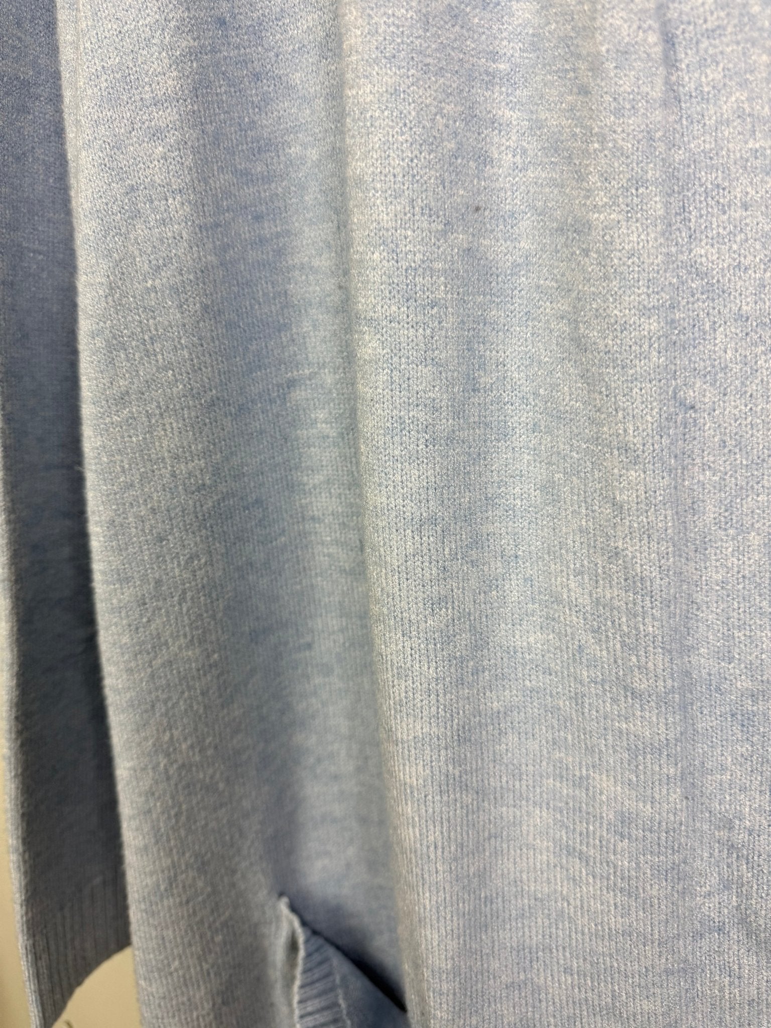 Ladies Blue Open Front Lightweight Cardigan – Size Large - Discounted high street clothing for children, ladies and men including everyday wear and seasonal styles. UK online