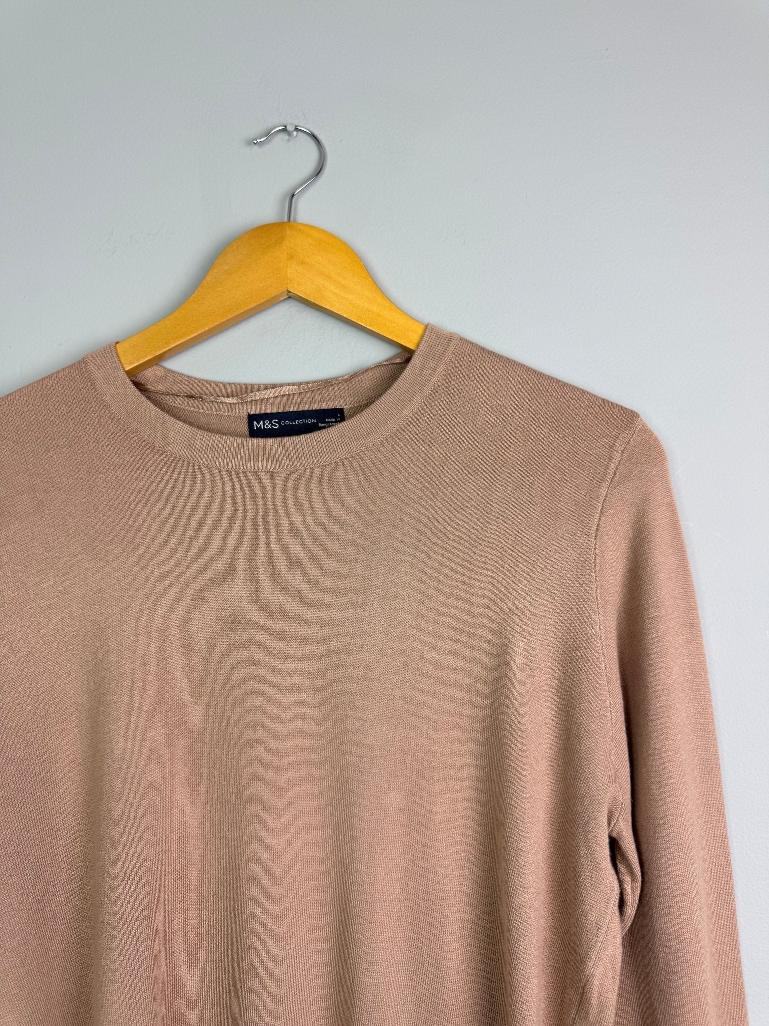Ladies Ex MS Beige Knit Jumper - Size L - Discounted high street clothing for children, ladies and men including everyday wear and seasonal styles. UK online