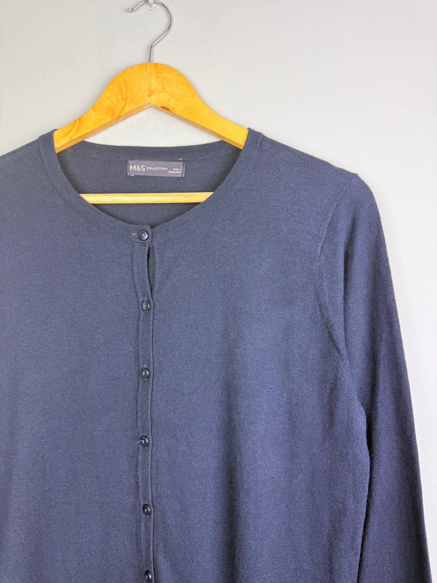 Ladies Ex MS Navy Button Cardigan - Size L - Discounted high street clothing for children, ladies and men including everyday wear and seasonal styles. UK online