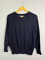 Ladies Ex RI Navy V Neck Jumper - Size M - Discounted high street clothing for children, ladies and men including everyday wear and seasonal styles. UK online