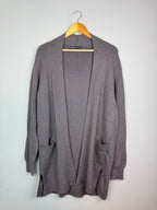 Ladies Longline Grey Open Front Cardigan with Pockets – Size XL - Discounted high street clothing for children, ladies and men including everyday wear and seasonal styles. UK online