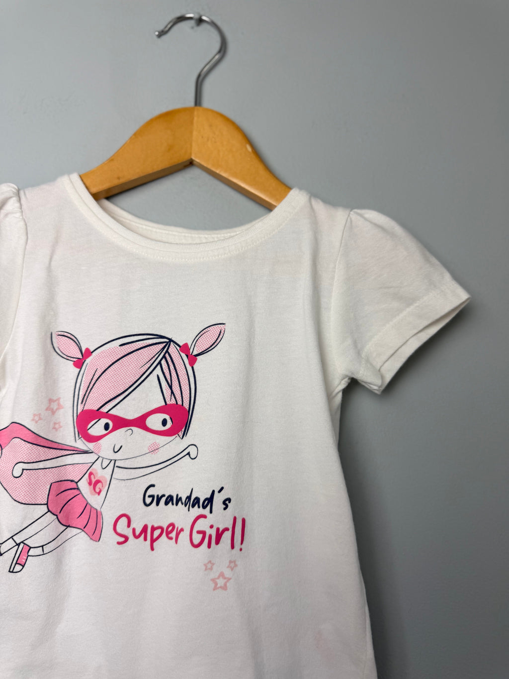 M&Co Grandads Super Girl Top - Girls 12 - 18 Months - Discounted high street clothing for children, ladies and men including everyday wear and seasonal styles. UK online