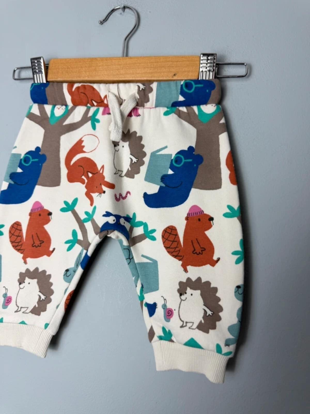 M&S Cream & Multicolour Squirrel & Hedgehog Jogging Bottoms - Boys 0 - 3 Months - Discounted high street clothing for children, ladies and men including everyday wear and seasonal styles. UK online