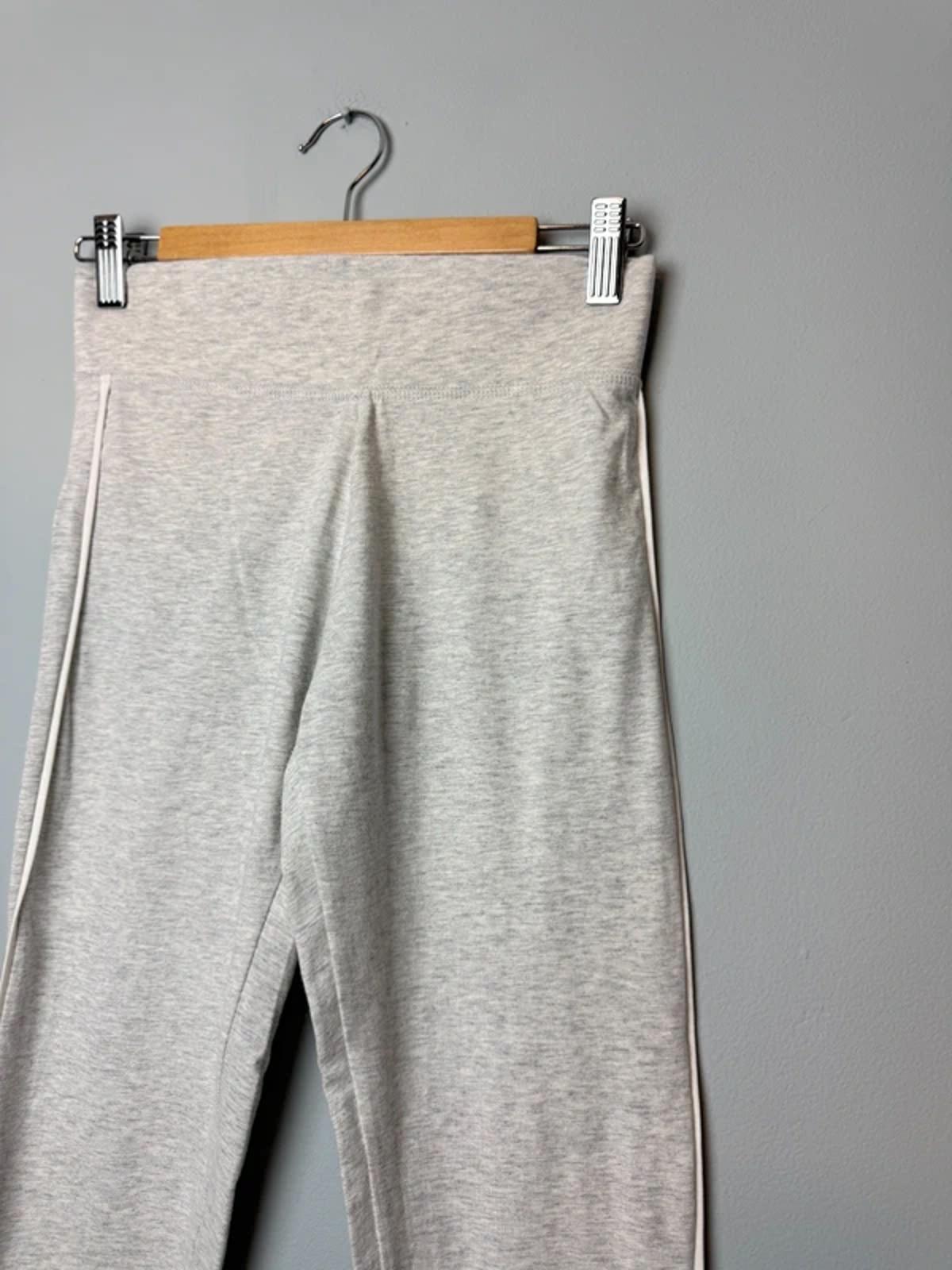 M&S Grey & White Pinstripe Leggings Girls Size 13 - 14 Years - Discounted high street clothing for children, ladies and men including everyday wear and seasonal styles. UK online