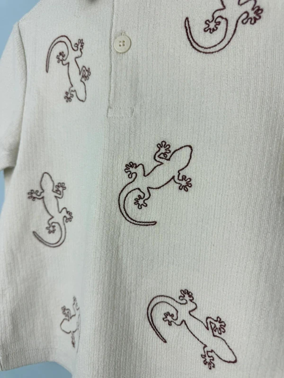 NEW Ex M&S Beige Lizard Short Sleeve Top - Boys 4 - 5 Years - Discounted high street clothing for children, ladies and men including everyday wear and seasonal styles. UK online