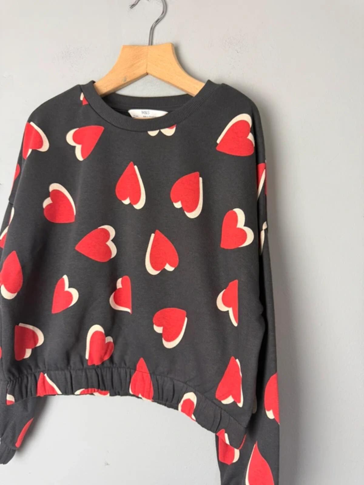 NEW Ex M&S Red Heart Cropped Sweater Jumper - Girls 7 - 8 Years - Discounted high street clothing for children, ladies and men including everyday wear and seasonal styles. UK online