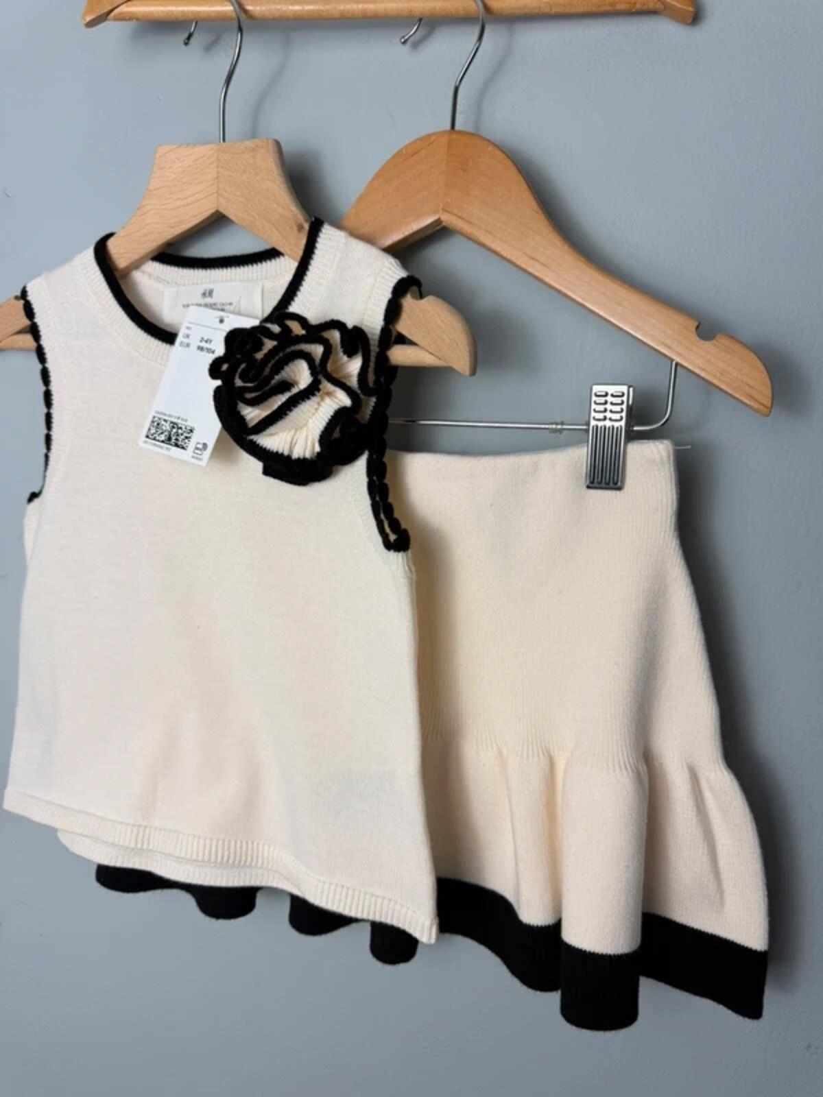 NEW H&M Cream & Black Floral Knit Co - ord Top & Skirt Set - Girls 2 - 3 Years - Discounted high street clothing for children, ladies and men including everyday wear and seasonal styles. UK online