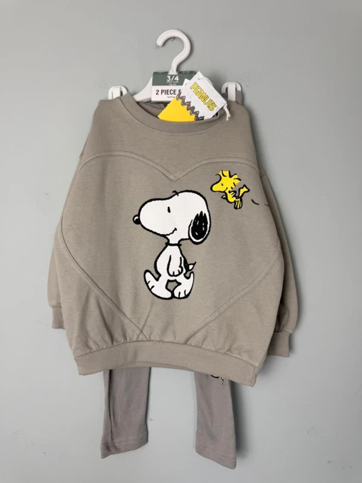 NEW Lefties Peanuts Snoopy 2 Piece Co - ord Set Jumper Leggings - Girls Boys 3 - 4 Years - Discounted high street clothing for children, ladies and men including everyday wear and seasonal styles. UK online