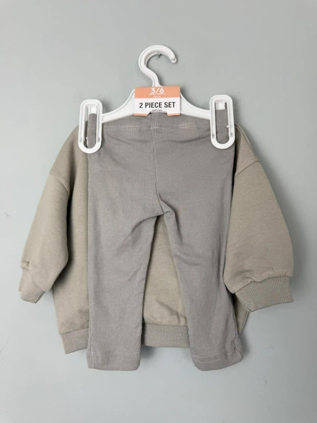 NEW Lefties Peanuts Snoopy Jumper & Leggings Co - ord Set - Unisex 3 - 6 Months - Discounted high street clothing for children, ladies and men including everyday wear and seasonal styles. UK online