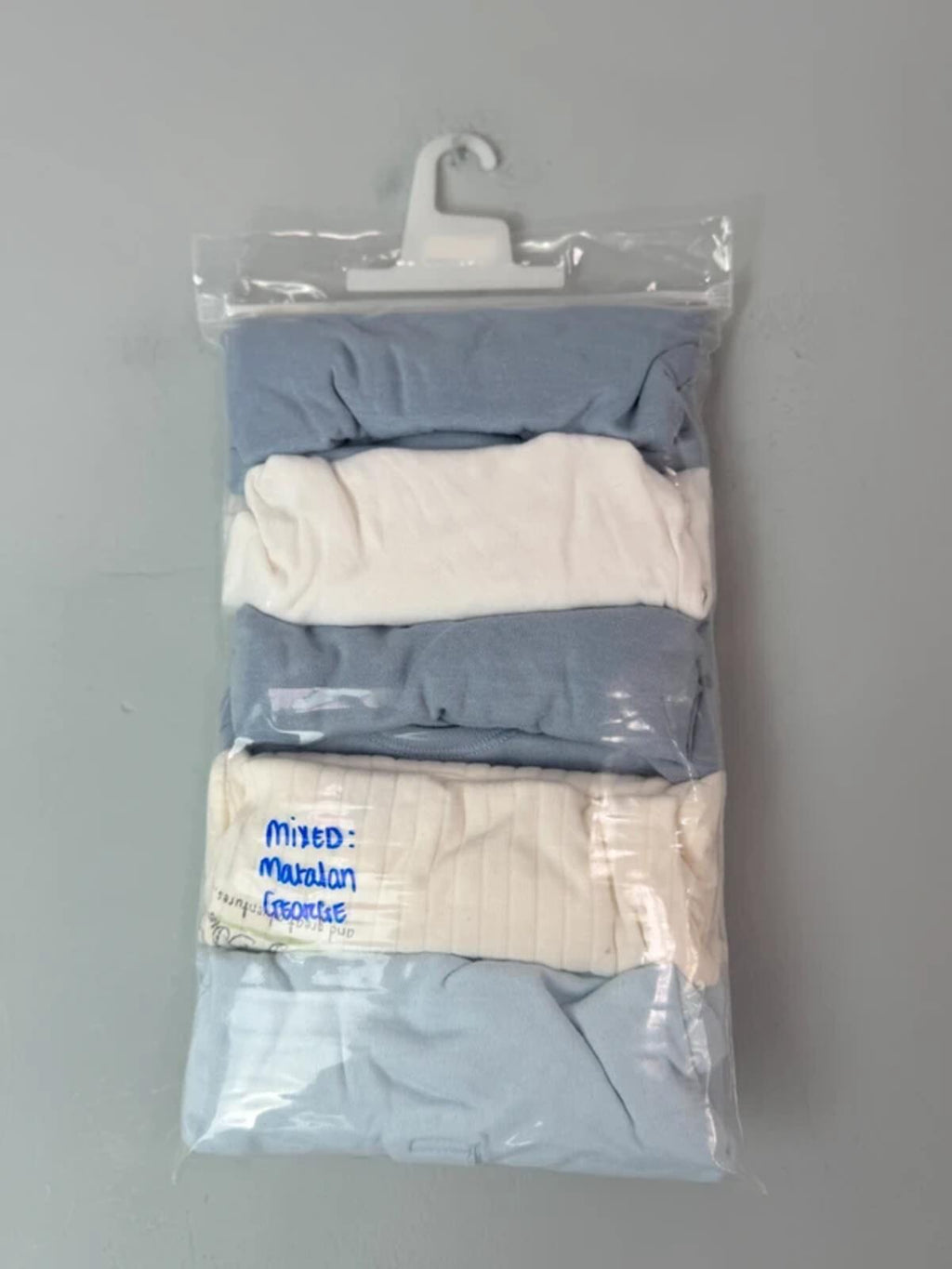 NEW Long sleeve Baby Bodysuit Set - Mixed Brands - Boys 0 - 3 Months - Discounted high street clothing for children, ladies and men including everyday wear and seasonal styles. UK online