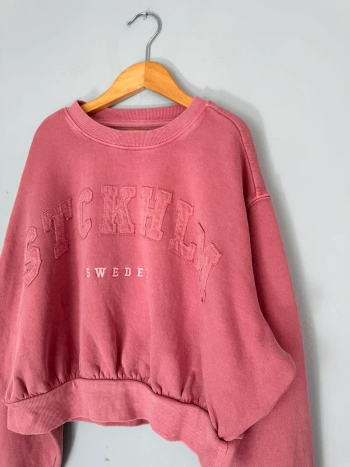 NEW M&S Faded Pink Sweden Stockholm Varsity Style Cropped Sweater Girls 11 - 12 Years - Discounted high street clothing for children, ladies and men including everyday wear and seasonal styles. UK online