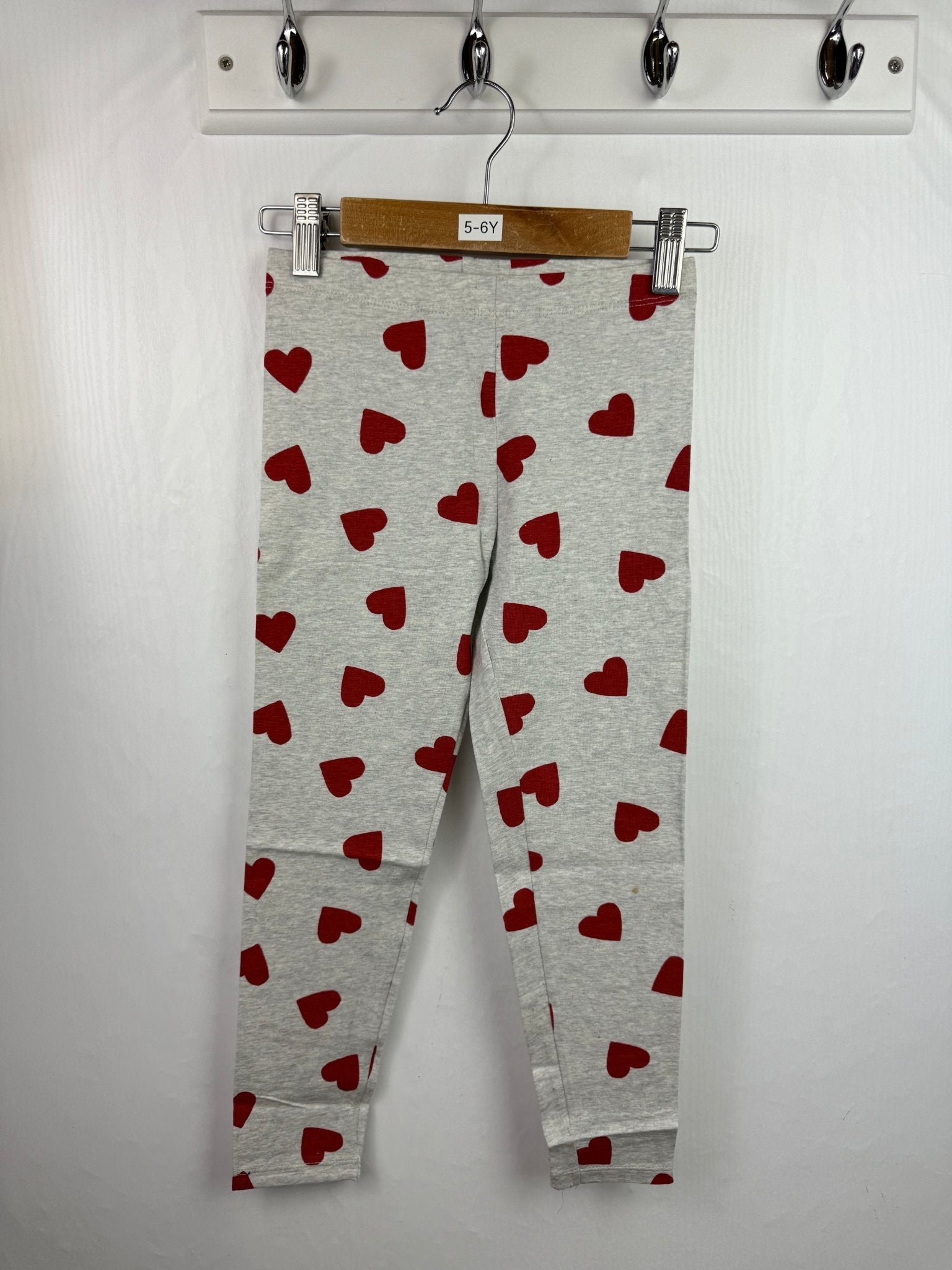 NEW M*S Red Heart Grey Leggings (2nd) - Girls 5 - 6 Years - Back On The Shelves High Street Outlet Online UK