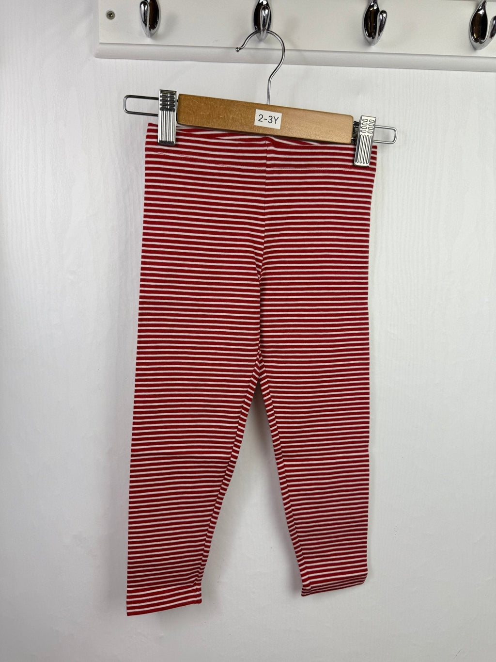 NEW M*S Red Striped Leggings - Girls 2 - 3 Years - Discounted high street clothing for children, ladies and men including everyday wear and seasonal styles. UK online