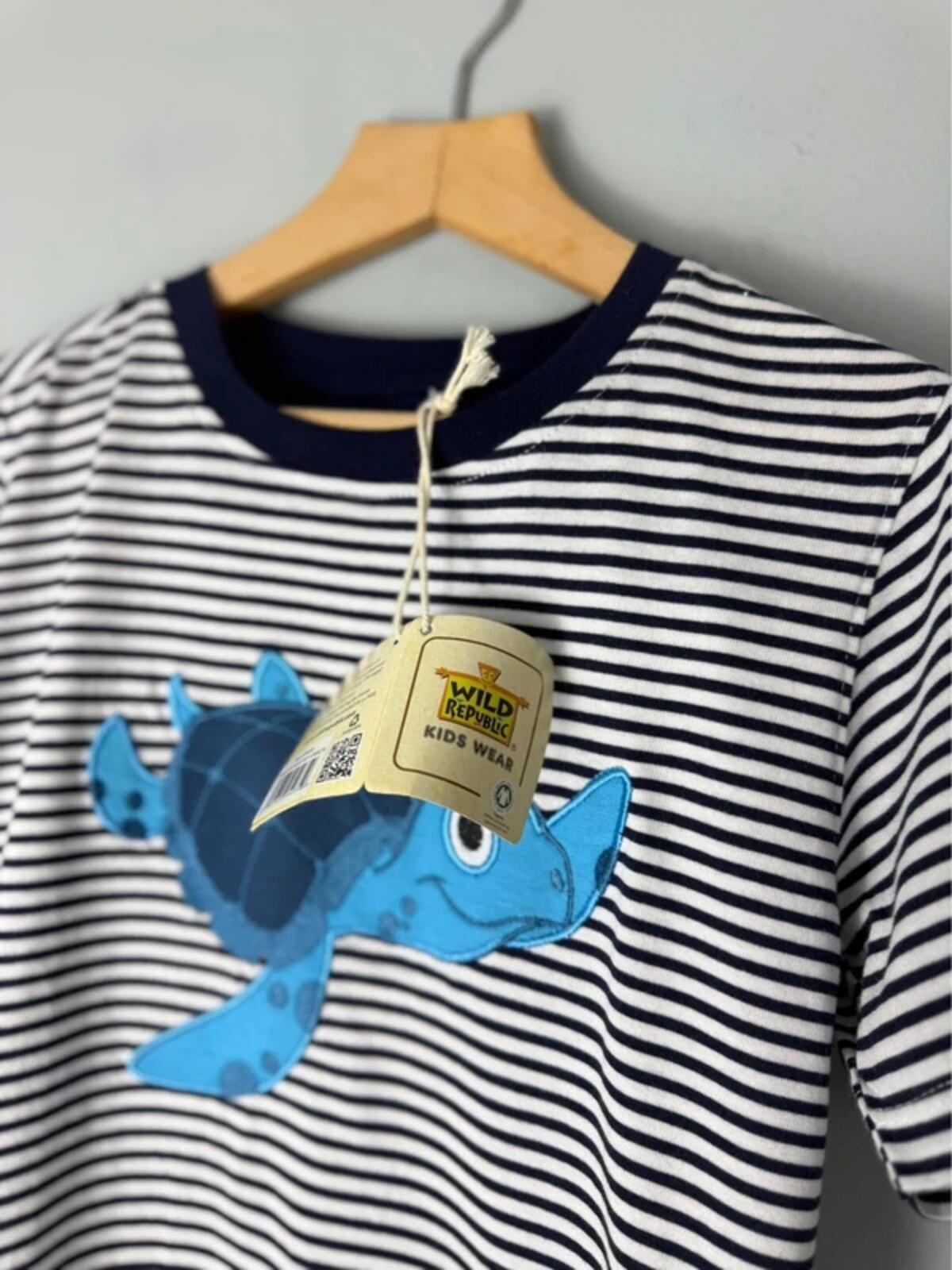 NEW Wild Republic Tortoise Top Organic Cotton Striped T-Shirt - Unisex Age 4 - Discounted high street clothing for children, ladies and men including everyday wear and seasonal styles. UK online