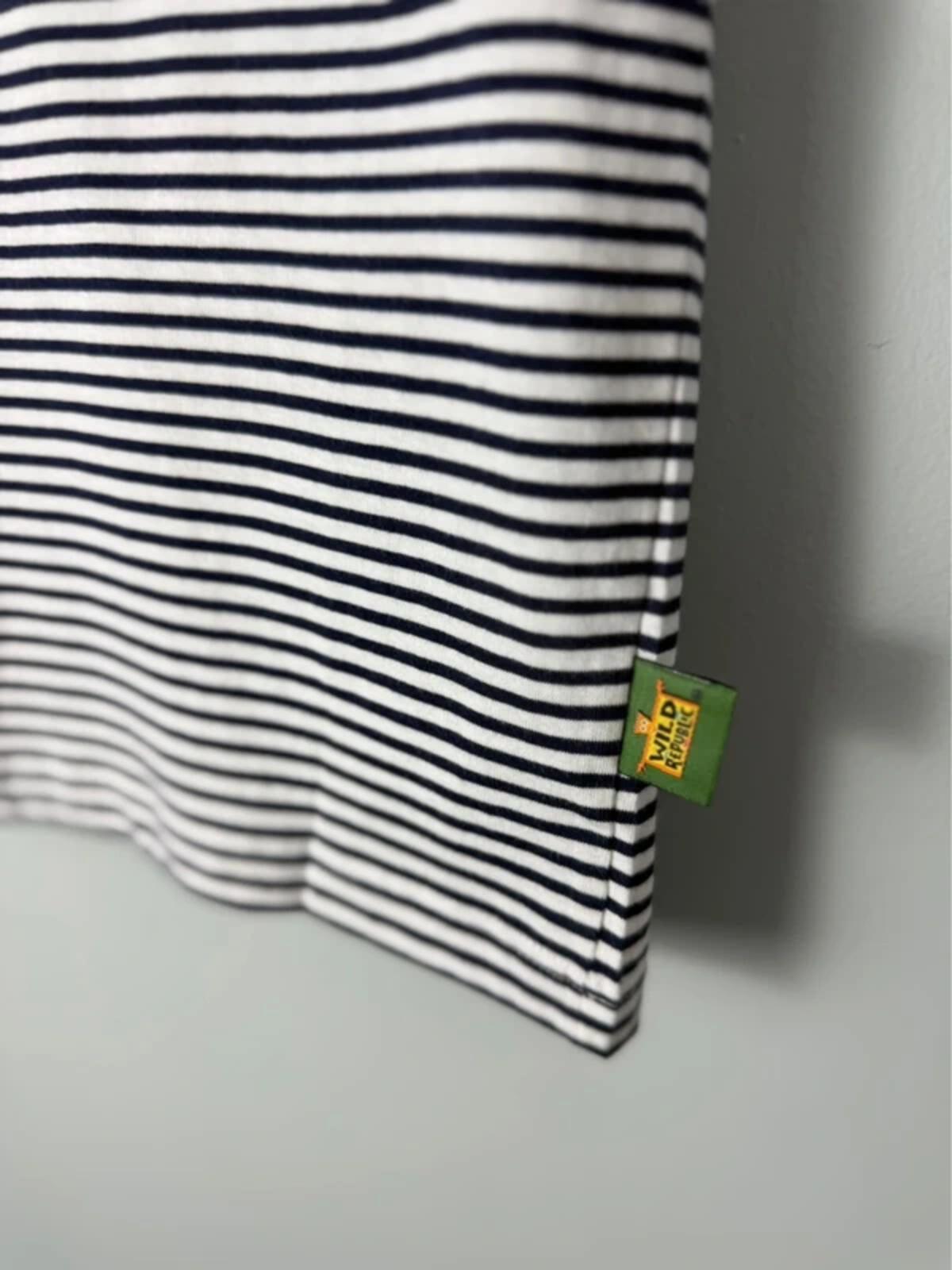 NEW Wild Republic Tortoise Top Organic Cotton Striped T-Shirt - Unisex Age 4 - Discounted high street clothing for children, ladies and men including everyday wear and seasonal styles. UK online
