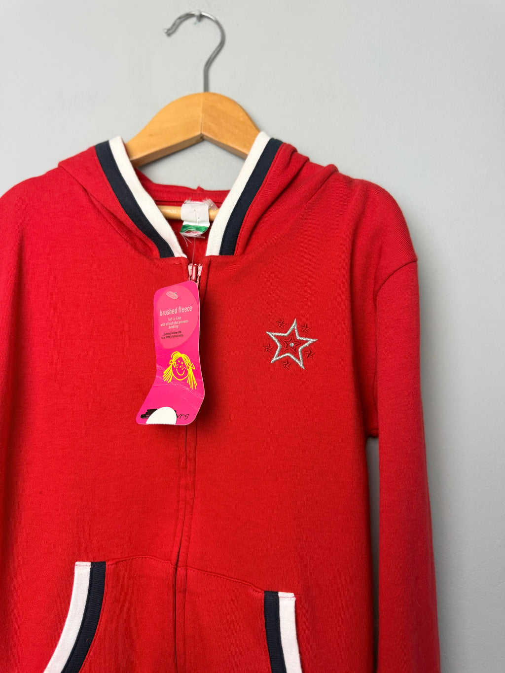 NWT's Red Brushed Fleece Zip Hoodie - Girls 8 Years - Discounted high street clothing for children, ladies and men including everyday wear and seasonal styles. UK online