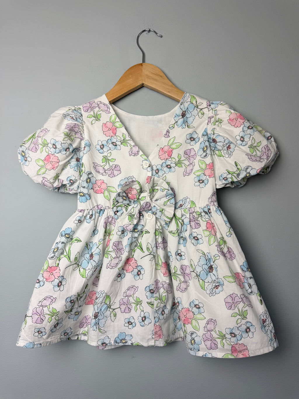 Primark Floral Puff Sleeve Dress - Girls 12 - 18 Months - Discounted high street clothing for children, ladies and men including everyday wear and seasonal styles. UK online