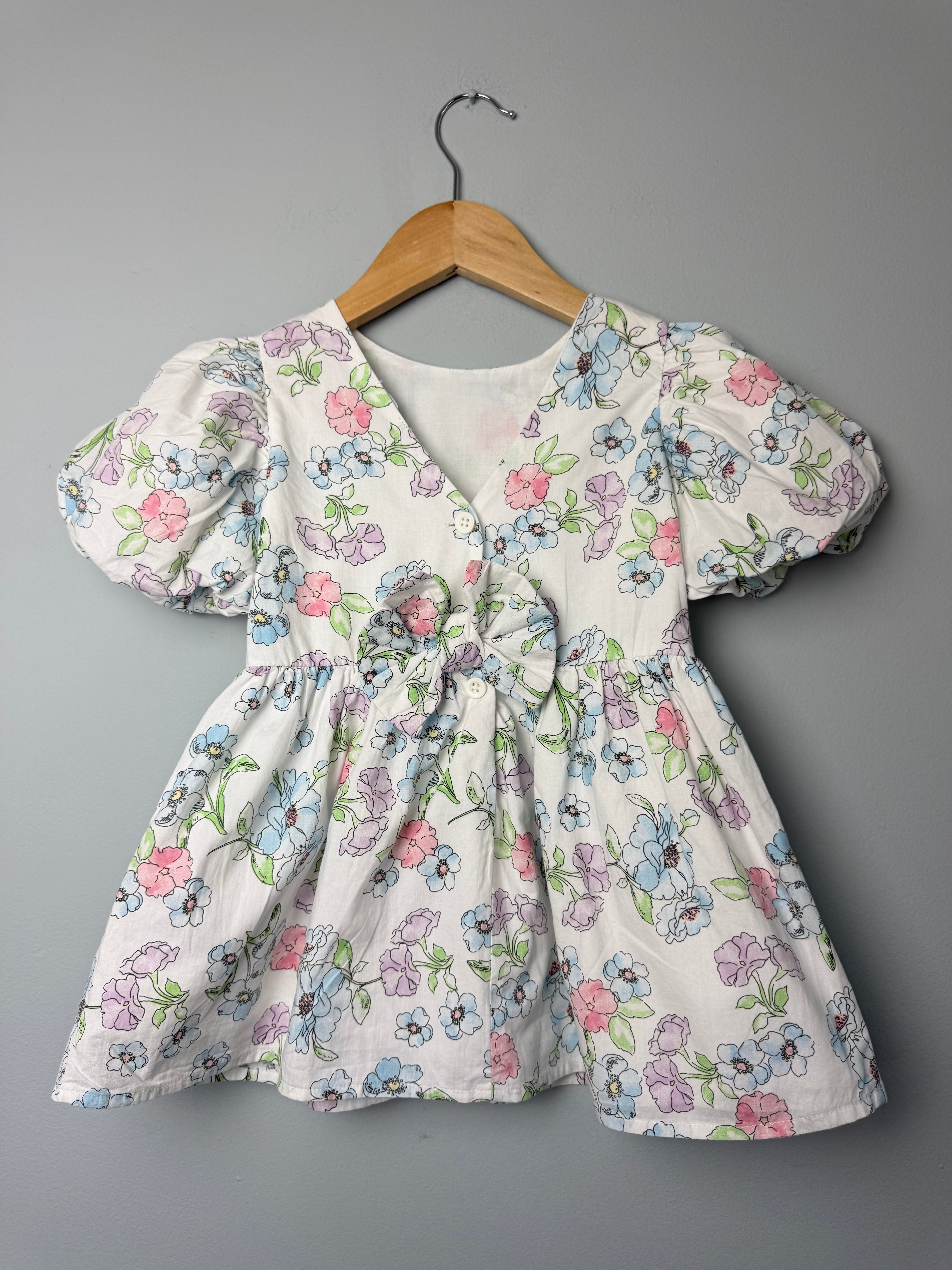 Primark Floral Puff Sleeve Dress - Girls 12 - 18 Months - Discounted high street clothing for children, ladies and men including everyday wear and seasonal styles. UK online