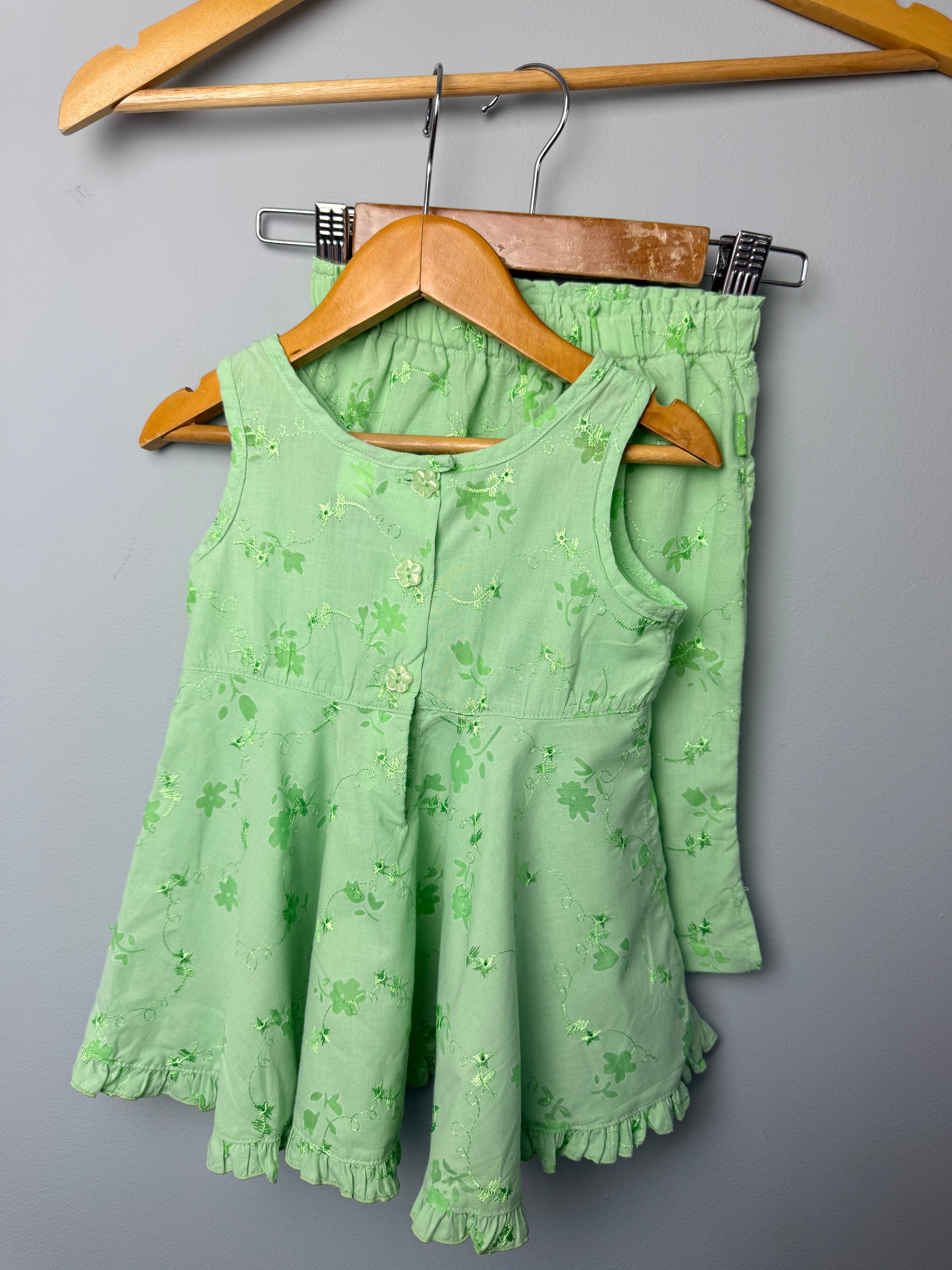 Vintage Pumpkin Patch Green Floral Top & Bottoms - Girls 2 Years - Discounted high street clothing for children, ladies and men including everyday wear and seasonal styles. UK online