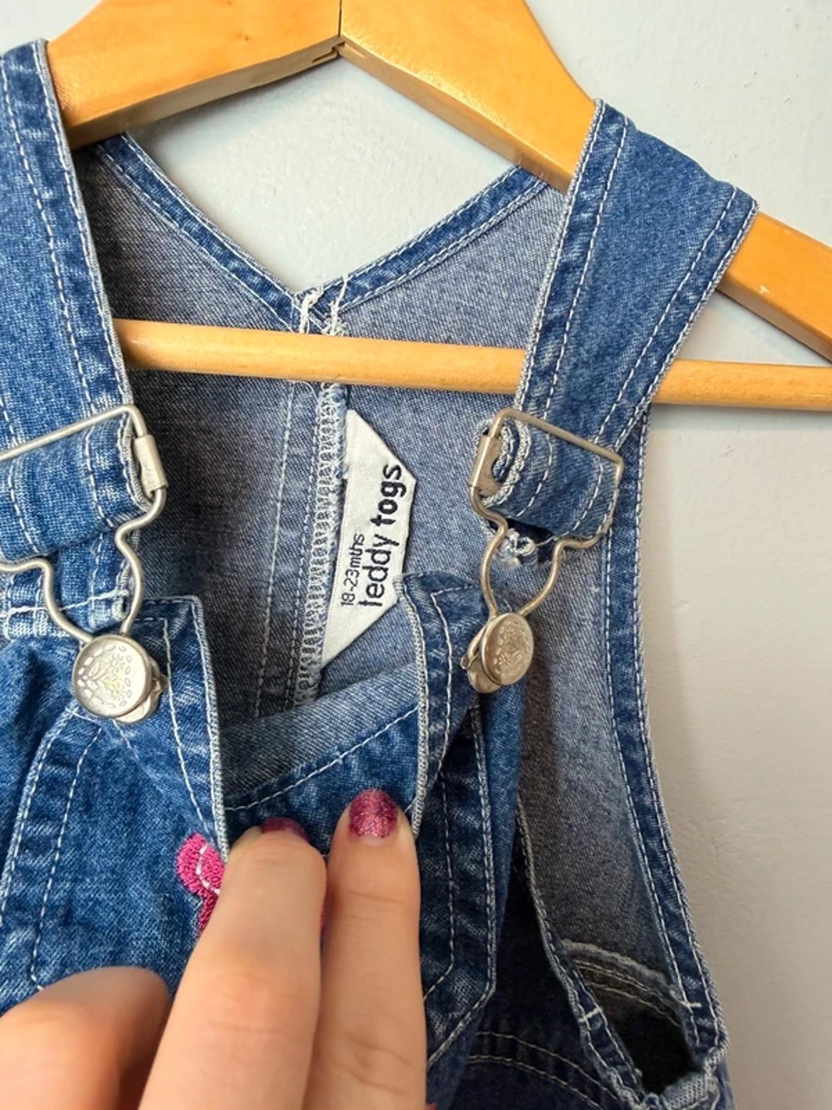 Vintage Teddy Togs Floral Frayed Hem Denim Pinafore Dungaree Dress Girls 18 - 23 Months - Discounted high street clothing for children, ladies and men including everyday wear and seasonal styles. UK online